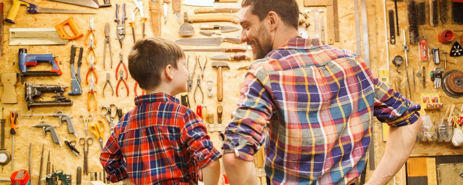 Je kind met je gereedschap laten werken