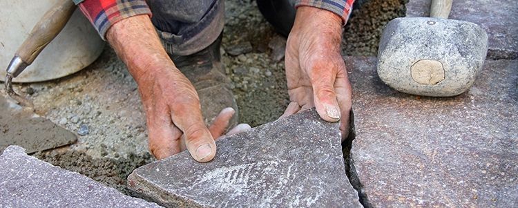 How to prepare your natural stone terrace for spring