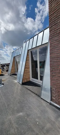 rooftop construction with frames